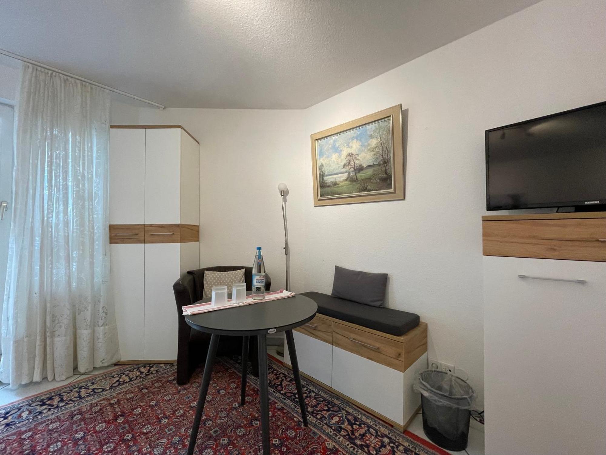 Gaestezimmer Bei Ingrid Tuebingen Ngoại thất bức ảnh